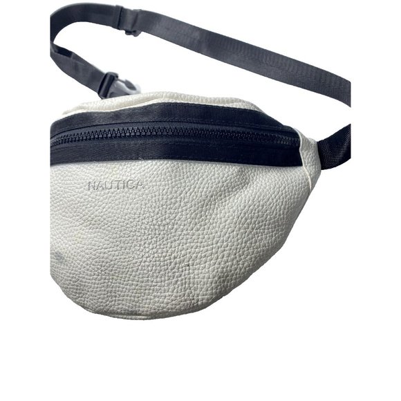 White Nautica Pouch Crossbody Designer Side Bag Unisex *Has defect* Read - Picture 5 of 12
